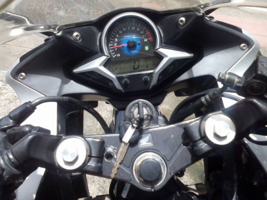 ขาย Honda CBR 250 i ปี 54 เครื่องดีเดิมๆ ไม่หลวมไม่ดัง แต่วิ่งเยอะ กุญแจเดิมมี 2 ดอก *แผงคอมีรอยเจาะใส่แฮนด์แต่งมา* ภายนอกมีรอยขีดข่วนบ้างนิดหน่อยตามรูป เล่มพร้อมชุดโอน ขาย Honda CBR 250 i ปี 54 เครื่องดีเดิมๆ ไม่หลวมไม่ดัง แต่วิ่งเยอะ กุญแจเดิมมี 2 ดอก *แผงคอมีรอยเจาะใส่แฮนด์แต่งมา* ภายนอกมีรอยขีดข่วนบ้างนิดหน่อยตามรูป เล่มพร้อมชุดโอน