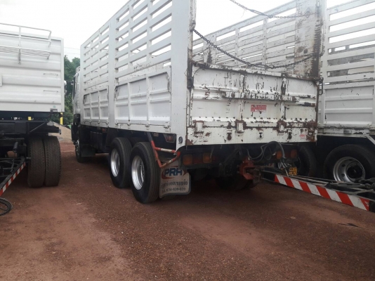 Isuzu 360 แรง ปี 56 แม่ลูกกระบะไม่ดัมพ์ ลูก 3 เพลา 7 เมตร ไมล์แสนสอง Isuzu 360 แรง ปี 56 แม่ลูกกระบะไม่ดัมพ์ ลูก 3 เพลา 7 เมตร ไมล์แสนสอง