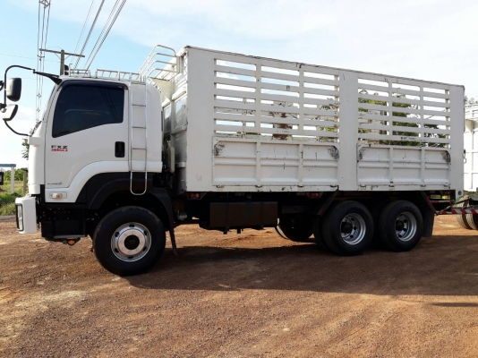 Isuzu 360 แรง ปี 56 แม่ลูกกระบะไม่ดัมพ์ ลูก 3 เพลา 7 เมตร ไมล์แสนสอง Isuzu 360 แรง ปี 56 แม่ลูกกระบะไม่ดัมพ์ ลูก 3 เพลา 7 เมตร ไมล์แสนสอง