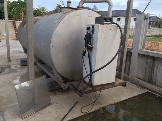 ขายถังน้ำมัน ขนาด12000ลิตร พร้อมตู้หัวจ่าย ถังสวยไม่มีบุบ