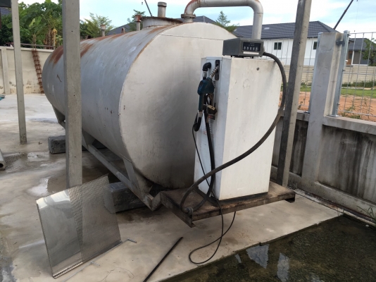 ขายถังน้ำมัน ขนาด12000ลิตร พร้อมตู้หัวจ่าย ถังสวยไม่มีบุบ