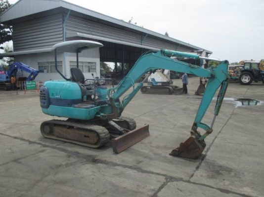 komatsu 25 R-8 komatsu 25 R-8