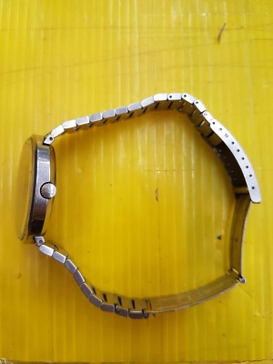 นาฬิกา Mido ชาย Auto รุ่น Commander 8269 เรือนเงิน ของแท้ สภาพดี ส่งฟรี นาฬิกา Mido ชาย Auto รุ่น Commander 8269 เรือนเงิน ของแท้ สภาพดี ส่งฟรี