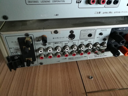 2 ชิ้นนี้ 1,500 บ. ส่งฟรี 083-2000058  LINE ID: line832923 ชุดเครื่องเสียง Panasonic แบบ 2 ชั้น  - STEREO CASSETTE DECK รุ่น RS - E10 - STEREO INTEGRATED TUNER AMPLIFIER รุ่น SA- E10