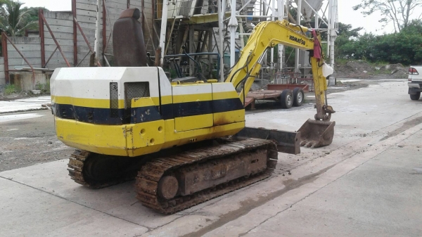ขาย แบคโฮเล็ก KOMATSU PC30-6 ปั้มเฟือง สภาพดีพร้อมใช้งาน เครื่องดี ปั้มดี ช่วงล่างเต็ม เอกสารใบซื้อขาย
