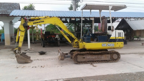 ขาย แบคโฮเล็ก KOMATSU PC30-6 ปั้มเฟือง สภาพดีพร้อมใช้งาน เครื่องดี ปั้มดี ช่วงล่างเต็ม เอกสารใบซื้อขาย