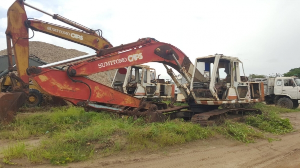 ขาย แบคโฮ SUMITOMO F2 เครื่องกับปั้มไฮดรอริค ยกลงมาซ่อมเสร็จแล้วยังไม่ได้ยกขึ้น ขายตามสภาพให้ไปประกอบเองนะครับ เอกสารใบซื้อขาย