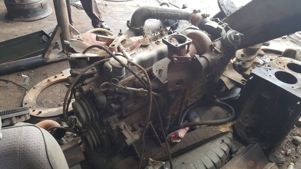 ขาย แบคโฮ SUMITOMO F2 เครื่องกับปั้มไฮดรอริค ยกลงมาซ่อมเสร็จแล้วยังไม่ได้ยกขึ้น ขายตามสภาพให้ไปประกอบเองนะครับ เอกสารใบซื้อขาย