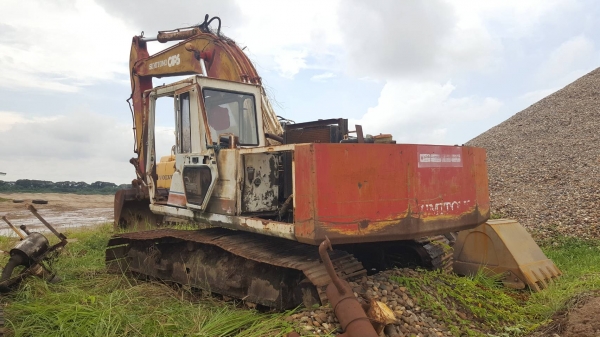 ขาย แบคโฮ SUMITOMO F2 เครื่องกับปั้มไฮดรอริค ยกลงมาซ่อมเสร็จแล้วยังไม่ได้ประกอบ ขายตามสภาพให้ไปประกอบเองนะครับ เอกสารใบซื้อขาย