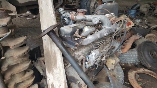 ขาย แบคโฮ SUMITOMO F2 เครื่องกับปั้มไฮดรอริค ยกลงมาซ่อมเสร็จแล้วยังไม่ได้ประกอบ ขายตามสภาพให้ไปประกอบเองนะครับ เอกสารใบซื้อขาย