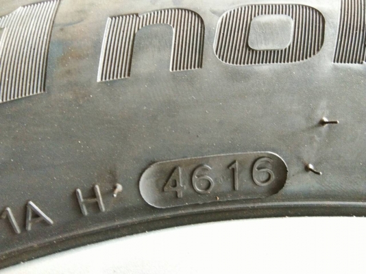 ขายแม็กถอดป้ายแดง HONDA CIVIC 5รูขอบ16 พร้อมยาง HANKOOK ปลายปี16 ตุ่มหน้ายางอยู่ครบทุก จำนวน 1 ชุด