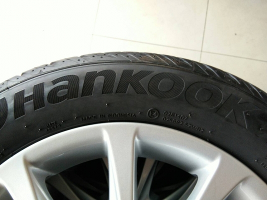 ขายแม็กถอดป้ายแดง HONDA CIVIC 5รูขอบ16 พร้อมยาง HANKOOK ปลายปี16 ตุ่มหน้ายางอยู่ครบทุก จำนวน 1 ชุด