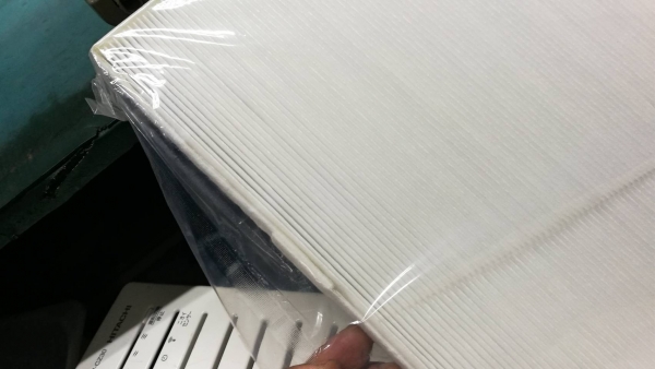 2,000 บ. ส่งฟรี 083-2000058  LINE ID: line832923 เครื่องฟอกอากาศ ยี่ห้อ HITACHI รุ่น EP- CZ30 ใหม่เก่าเก็บึยังไม่ได้ใช้ แผ่นกรอง3ชั่น ใช้ไฟ 100 V. เสียบผ่านหม้อแปลงได้เลย