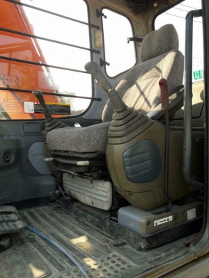 ขายHITACHI  EX120-5  เก่าญี่ปุ่นแท้   สภาพสวย  มีลายแย๊ก  6,XXX  ชั่วโมง  เครื่องปั๊มดี  ลองระบบกันได้ทุกวัน  โทร  089-3818694  ดวงนภา