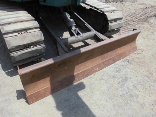 ขายรถขุดนำเข้าจากประเทศญี่ปุ่น komatsu pc40mr มีเก๋ง แทรกเหล็ก ใบมีดดัน รถสวยเดิมๆ สนใจติดต่อสอบถาม 092-3309229 อีด