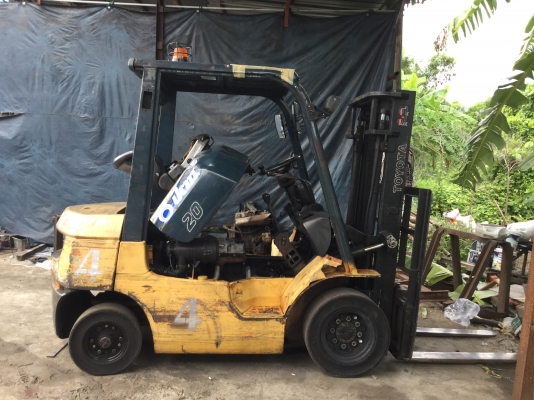 ขาย โตโยต้า รุ่น 7 ดีเซล 2 ตัน เสา 3 เมตร เกีย ธรรมดา