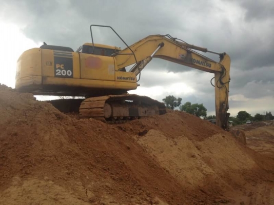 ขาย 1,150,000 บาท KOMATSU PC200-7 (มีไลน์หัวเจาะ) เครื่องดี ปั้มแรง โช่หนา เอวแน่น ไฟฟ้าครบ (เอกสารอินวอยท์ )  รถอยู่ จ.นครนายก โทร&amp;ไอดีไลน์ 0610710295