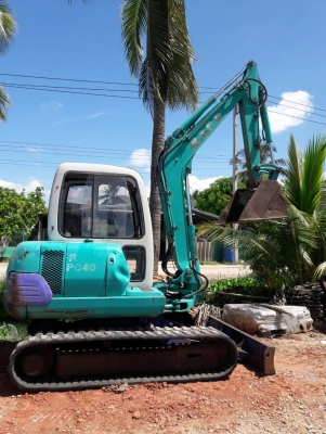 ขายKOMATSU  PC40-7E  เก่าญี่ปุ่นแท้  มีลายแย๊ก เครื่องดำ  สภาพสวย  เดิมๆๆ   6,xxx   ชั่วโมง  เครื่องปั๊มดี  ลองระบบกันได้ทุกวัน  โทร  089-3818694 ดวงนภา