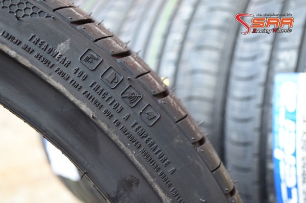 ACCELERA PHI-R 245/35ZR20 ปี17 เส้นละ 4,500 บาท