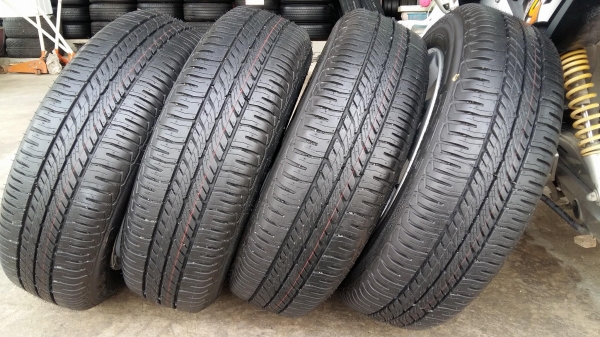 ขายล้อแม็กป้ายแดง honda jazz 15" พร้อมยางปี17สนใจติดต่อร้าน ก.เจริญการยางครับ 081-3747940 ขายล้อแม็กป้ายแดง honda jazz 15" พร้อมยางปี17สนใจติดต่อร้าน ก.เจริญการยางครับ 081-3747940