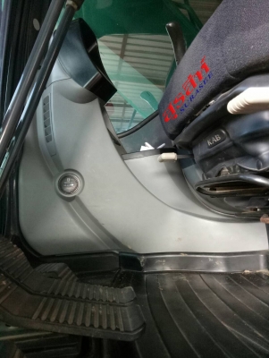 รถแบคโฮ KOBELCO SK140LC-8 Super เอกสารเล่มทะเบียน รถอยู่จังหวัดบุรีรัมย์