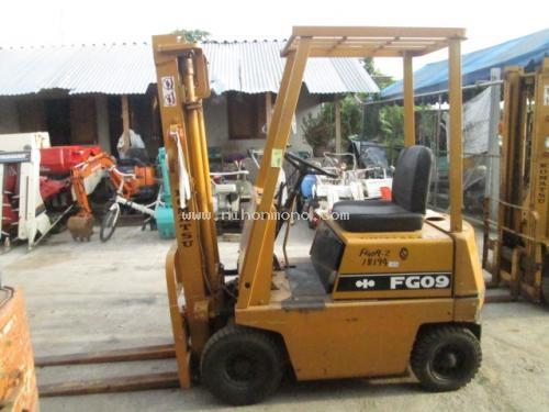 ราคา 62,000 บาท รถยก KOMATSU รุ่น FG09-2 รหัสสินค้า 14001972 ติดต่อ 081-8283376  www.nihonmono.com