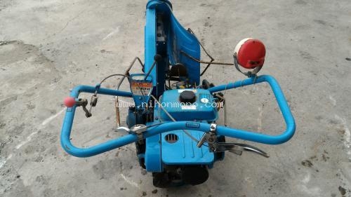 ราคาพิเศษ10,000 บาท!! รถเกี่ยวข้าวเดินตาม รุ่น : UB305 รหัสสินค้า : 80903908 www.nihonmono.com ราคาพิเศษ10,000 บาท!! รถเกี่ยวข้าวเดินตาม รุ่น : UB305 รหัสสินค้า : 80903908 www.nihonmono.com