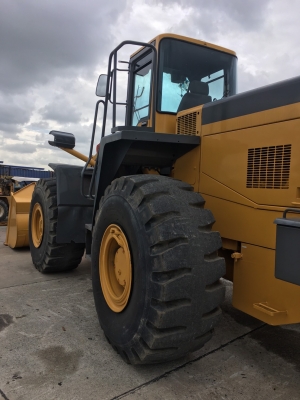 รถตักล้อยาง KOMATSU WA450M-3 รถมือสองนำเข้ายังไม่ผ่านการใช้งานในประเทศไทย ราคาพิเศษ