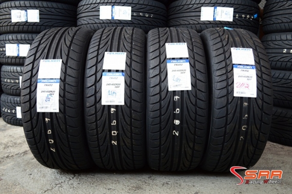 FALKEN FK452 245/40ZR20 ปี17 เส้นละ 6,000 บาท