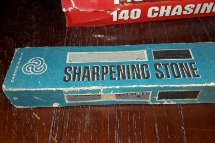 ขายหินลับมีดตราคนป่า Made in England.รุ่นเก่า 2&times;6&times;1"