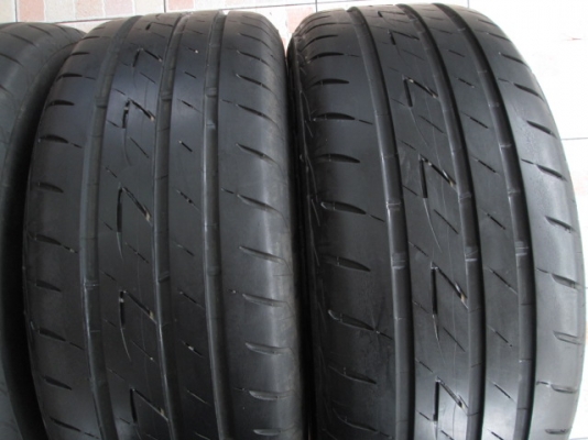 ยาง 205-55-16 BRIDGESTONE EP200 กลางปี15 ดอกแน่นๆ 1ชุด