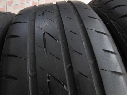 ยาง 205-55-16 BRIDGESTONE EP200 กลางปี15 ดอกแน่นๆ 1ชุด