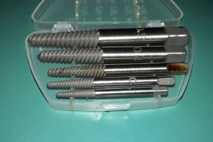 ขายถอนเกลียวซ้าย KANI Made in Japan. งานดี