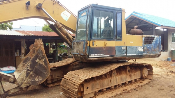 ขายแมคโคร KOMATSU PC200-3