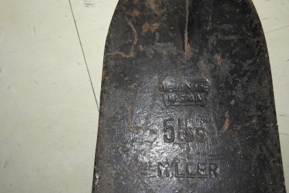 ขายอีเต้อMILLER 5LBS MADE IN SPAIN. ด้ามไม้ใหม่เก่าเก็บหลายสิบปี