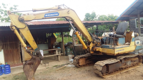 ขายแมคโครKOMATSU PC 30-3