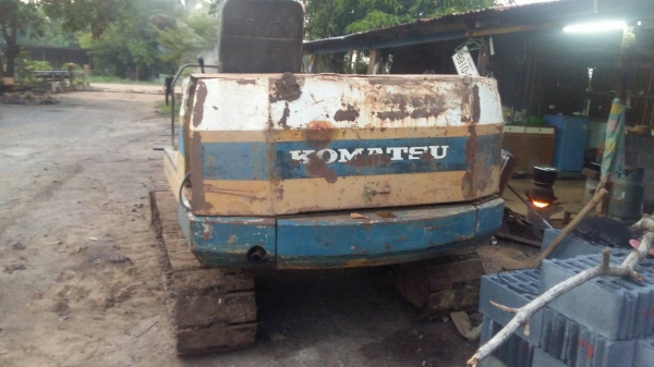 ขายแมคโครKOMATSU PC 30-3