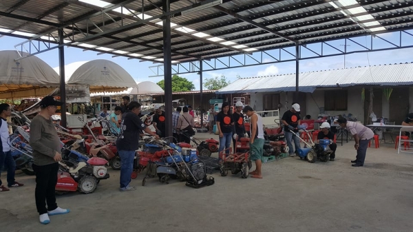 สินค้าเปิดตู้ สินค้าจากญี่ปุ่น ขายส่ง ราคาเงินเยน ที่นิฮอนโมโน โทร 081-8283376