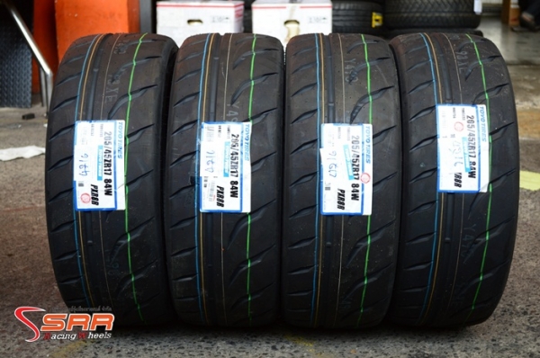 ยางซอฟ TOYO R888R 205/45ZR17 เส้นละ 6,350 บาท