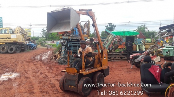 เข้ามาใหม่ครับ รถตักล้อยาง เล็ก TOYOTA 2SDK3 เครื่องดีเซล 2 สูบ บุ้งกี๋ตัก สแตนเลส เก่าญี่ปุ่น เข้ามาใหม่ครับ รถตักล้อยาง เล็ก TOYOTA 2SDK3 เครื่องดีเซล 2 สูบ บุ้งกี๋ตัก สแตนเลส เก่าญี่ปุ่น