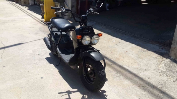 Honda zoomer 50 c.c.เท่ๆ สภาพสวยๆ ประกอบใหม่ พร้อมใช้ครับ