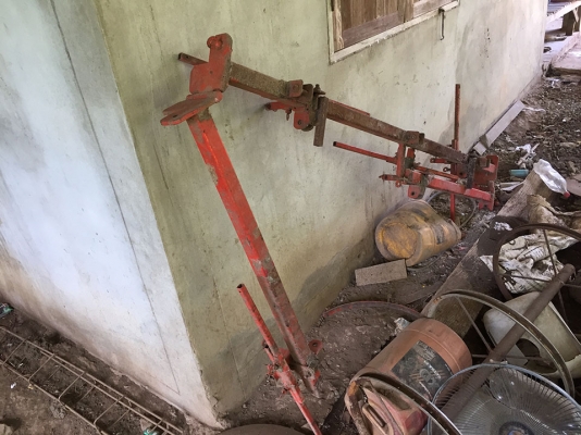 ขายปั๊มพ่นยาพร้อมถังและหัวพ่น ใส่พ่วงแทร็คเตอร์