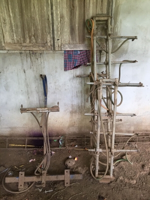 ขายปั๊มพ่นยาพร้อมถังและหัวพ่น ใส่พ่วงแทร็คเตอร์