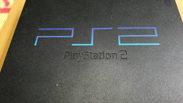 1,400 บ. ส่งฟรี 083-2000058 LINE ID: line832923 เครื่องเล่นเกม Play Station2 จากญี่ปุ่นแท้ มีแต่ตัวเครื่อง เสียบใช้ไฟ100V. (เสียบผ่านหม้อแปลงเล็กๆได้เลย) 1,400 บ. ส่งฟรี 083-2000058 LINE ID: line832923 เครื่องเล่นเกม Play Station2 จากญี่ปุ่นแท้ มีแต่ตัวเครื่อง เสียบใช้ไฟ100V. (เสียบผ่านหม้อแปลงเล็กๆได้เลย)