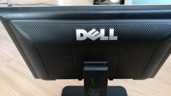800 บ. ส่งฟรี 083-2000058 LINE ID: line832923 จอLCDคอมพิวเตอร์ขนาด19นิ้ว ยี่ห้อ DELL มีช่องต่อ DVI และ VGA เสียบใช้ไฟได้ 100 - 240 V. 800 บ. ส่งฟรี 083-2000058 LINE ID: line832923 จอLCDคอมพิวเตอร์ขนาด19นิ้ว ยี่ห้อ DELL มีช่องต่อ DVI และ VGA เสียบใช้ไฟได้ 100 - 240 V.