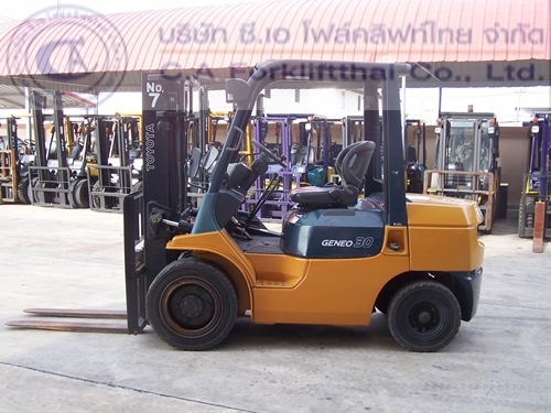 ขาย รถโฟล์คลิฟท์ TOYOTA รุ่น 7-FGJ30