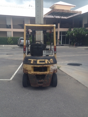 ขายด่วน รถโฟล์คลิฟ 1ตัน1/2  tcm เครืองเบนสิน เสาสูง3เมตร มีใบอินวอย รถสภาพดีขาย110000