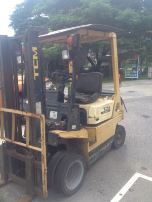 ขายด่วน รถโฟล์คลิฟ 1ตัน1/2  tcm เครืองเบนสิน เสาสูง3เมตร มีใบอินวอย รถสภาพดีขาย110000