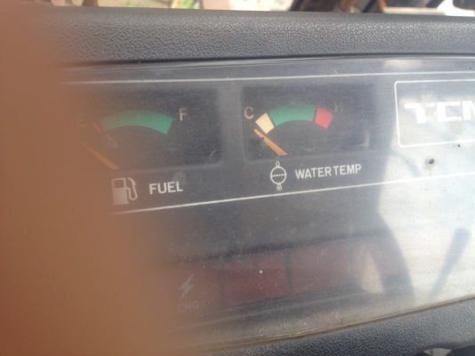 ขายด่วน รถโฟล์คลิฟ 1ตัน1/2  tcm เครืองเบนสิน เสาสูง3เมตร มีใบอินวอย รถสภาพดีขาย110000