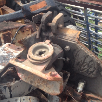 ขายด่วน แท่นติดตั้ง ลำโพง  พร้อมชุด ติดตั้ง มี3ชุด  ขายชุดละ15000